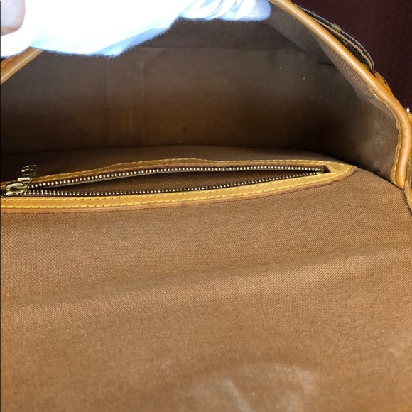 Authentic ✅ - Picture 8 of 8